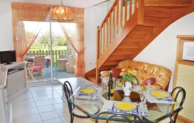 Plan de l'établissement 2 Bedroom Amazing Home In Plomeur
