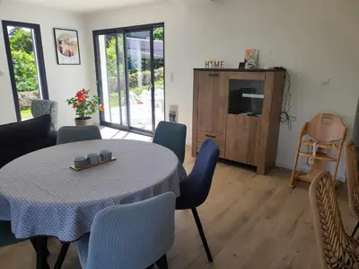 Cuisine ou kitchenette dans l'établissement Maison récente plain-pied Crozon proche plage commerces