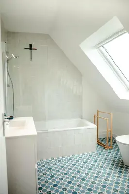 Salle de bains dans l'établissement Superbe maison pour 6 à 500 m de la mer