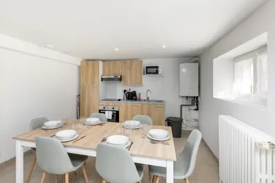 Cuisine ou kitchenette dans l'établissement Chambre indépendante Recouvrance