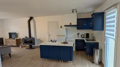 Cuisine ou kitchenette dans l'établissement Le gîte 