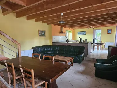 Coin salon dans l'établissement Maison ancienne