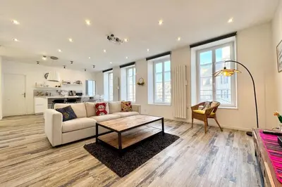 Cuisine ou kitchenette dans l'établissement T3 Hyper design - Cœur de la ville
