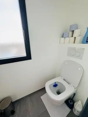 Salle de bains dans l'établissement Chambres Carantec