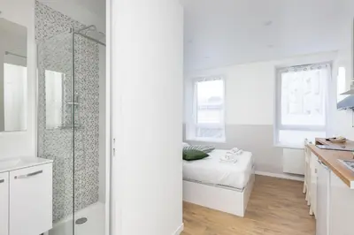 Salle de bains dans l'établissement Merzhin