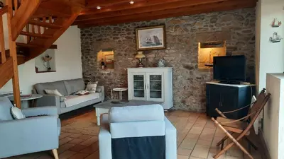Coin salon dans l'établissement Jolie maison vue mer 6 personnes à Plouguerneau