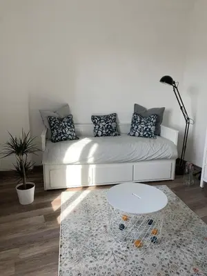Coin salon dans l'établissement Séjour calme au cœur de Brest, vue sur la rade