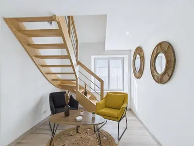 Coin salon dans l'établissement Maison de campagne avec grand jardin pour 8