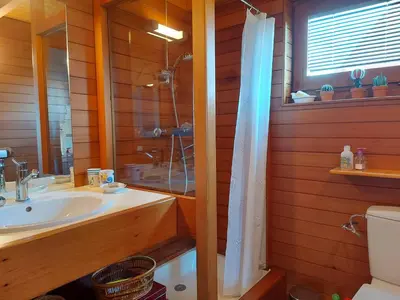 Salle de bains dans l'établissement Face à la mer, maison sur la dune pour 4 personnes