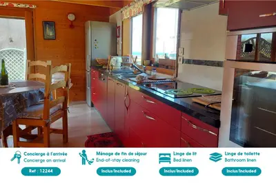 Cuisine ou kitchenette dans l'établissement Face à la mer, maison sur la dune pour 4 personnes