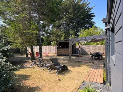 Jardin de l'établissement Maison sur jardin clos à 100m de la plage