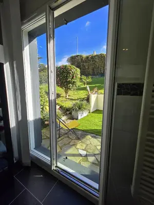 Jardin de l'établissement Maison vue mer incroyable 180 degrés , accès direct plage et GR34