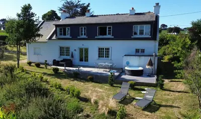 Jardin de l'établissement Exceptional beach sea view
