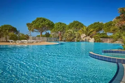 Piscine de l'établissement Bora Bora ou située à proximité