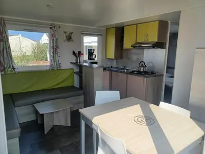 Cuisine ou kitchenette dans l'établissement Bora Bora