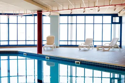 Piscine de l'établissement Les Résidences d'Armor Ternélia Hôtel-Résidence ou située à proximité