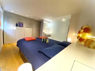 Un ou plusieurs lits dans un hébergement de l'établissement Vue Mer, Ports et Marina - Villa d'Architecte Haut de Gamme
