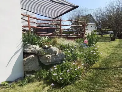 Jardin de l'établissement Jolie petite maison à 7 min à pied de la plage pour 6 pers
