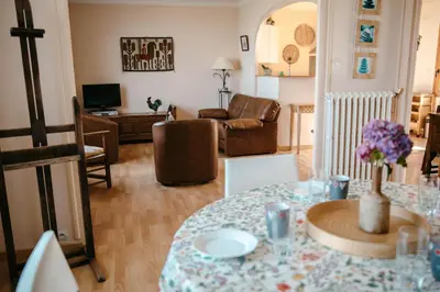 Coin salon dans l'établissement Maison sur le port - Vue sur l Aber Wrach pour 6