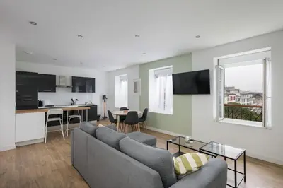 Cuisine ou kitchenette dans l'établissement T3 Le Foudroyant