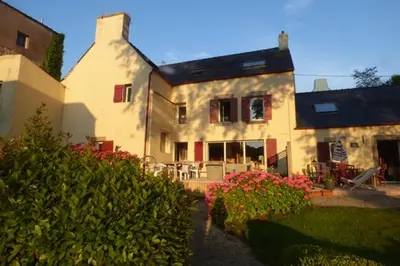 Jardin de l'établissement Maison partagée - Moulin de Kerellec