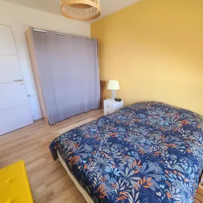 Un ou plusieurs lits dans un hébergement de l'établissement Comme à la maison ! 4 chambres, vue mer
