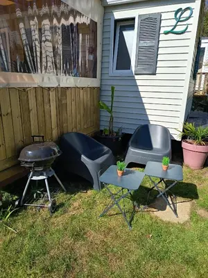 Jardin de l'établissement Mobile home