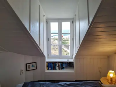 Un ou plusieurs lits dans un hébergement de l'établissement Refuge Kreiz An Avel - Plage de Pors Carn - Pointe de la Torche - Vue mer - Sea View - Meerblick - 4 Pers
