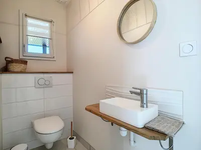 Salle de bains dans l'établissement Maison Ranvédan à 250m de la plage - Crozon