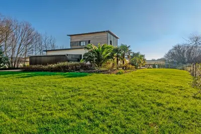 Jardin de l'établissement La Villa Chantalain