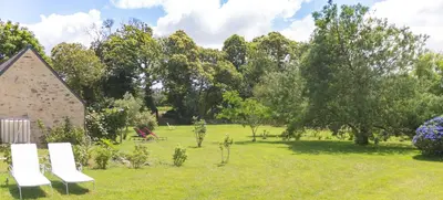 Jardin de l'établissement Location de La Ferme De Kerraoul