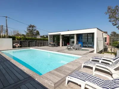 Piscine de l'établissement Holiday Home Villa de la Baie by Interhome ou située à proximité