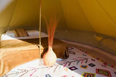 Un ou plusieurs lits dans un hébergement de l'établissement Glamping Spot - Penmarch