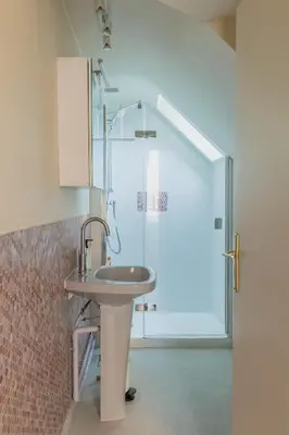 Salle de bains dans l'établissement Résidence du Steir - T2