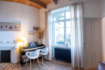Plan de l'établissement La maison aux volets bleus à 300m de la plage