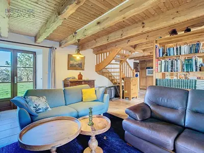 Coin salon dans l'établissement Penty Kergonan avec belle vue mer - Crozon, Bretagne