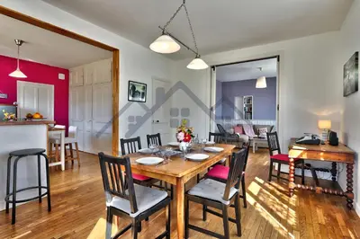 Coin salon dans l'établissement LocaLise - M6A - Ty Heol - Maison de vacances à quelques pas du port et des plages - jardin avec terrasse entièrement clos - wifi inclus