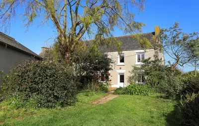 Jardin de l'établissement 3 Bedroom Stunning Home In Plougasnou