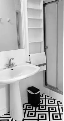 Salle de bains dans l'établissement Manoir du Scluz-Prestigieux domaine vue mer