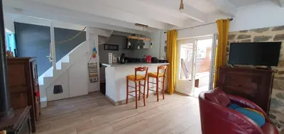 Cuisine ou kitchenette dans l'établissement Ty Kichen Mor - campagne - wifi