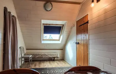 Un ou plusieurs lits dans un hébergement de l'établissement 2 Bedroom Gorgeous Home In Saint-Pabu