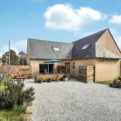 2 Bedroom Gorgeous Home In Saint-Pabu