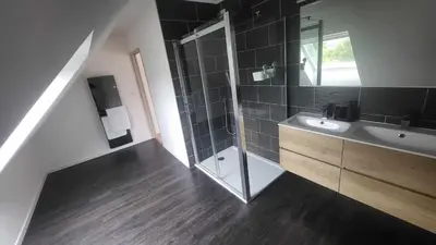 Salle de bains dans l'établissement Les Hauts de Trégana 4 chambres