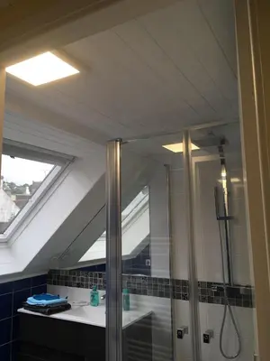 Salle de bains dans l'établissement L'Azur, T2 proche plage de Morgat