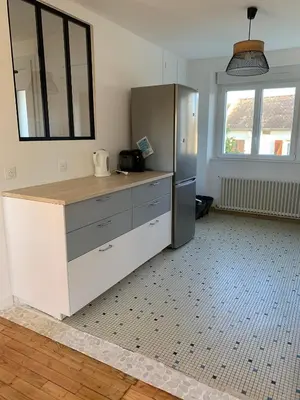 Cuisine ou kitchenette dans l'établissement Maison à Morgat - 2 à 3 chambres - Terrasse - Jardin - Plage