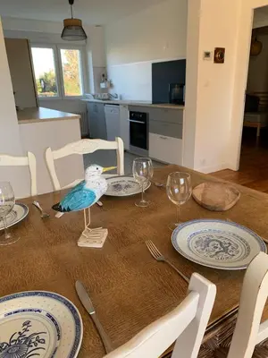 Cuisine ou kitchenette dans l'établissement Maison à Morgat - 2 à 3 chambres - Terrasse - Jardin - Plage