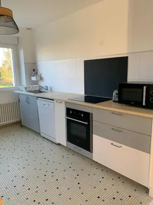 Cuisine ou kitchenette dans l'établissement Maison à Morgat - 2 à 3 chambres - Terrasse - Jardin - Plage