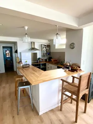 Cuisine ou kitchenette dans l'établissement Loctudy, les pieds dans l'eau