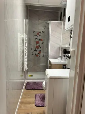 Salle de bains dans l'établissement Charmant appartement Havana