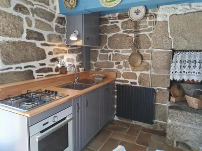 Cuisine ou kitchenette dans l'établissement Granite House by GR34 & Sandy Beach
